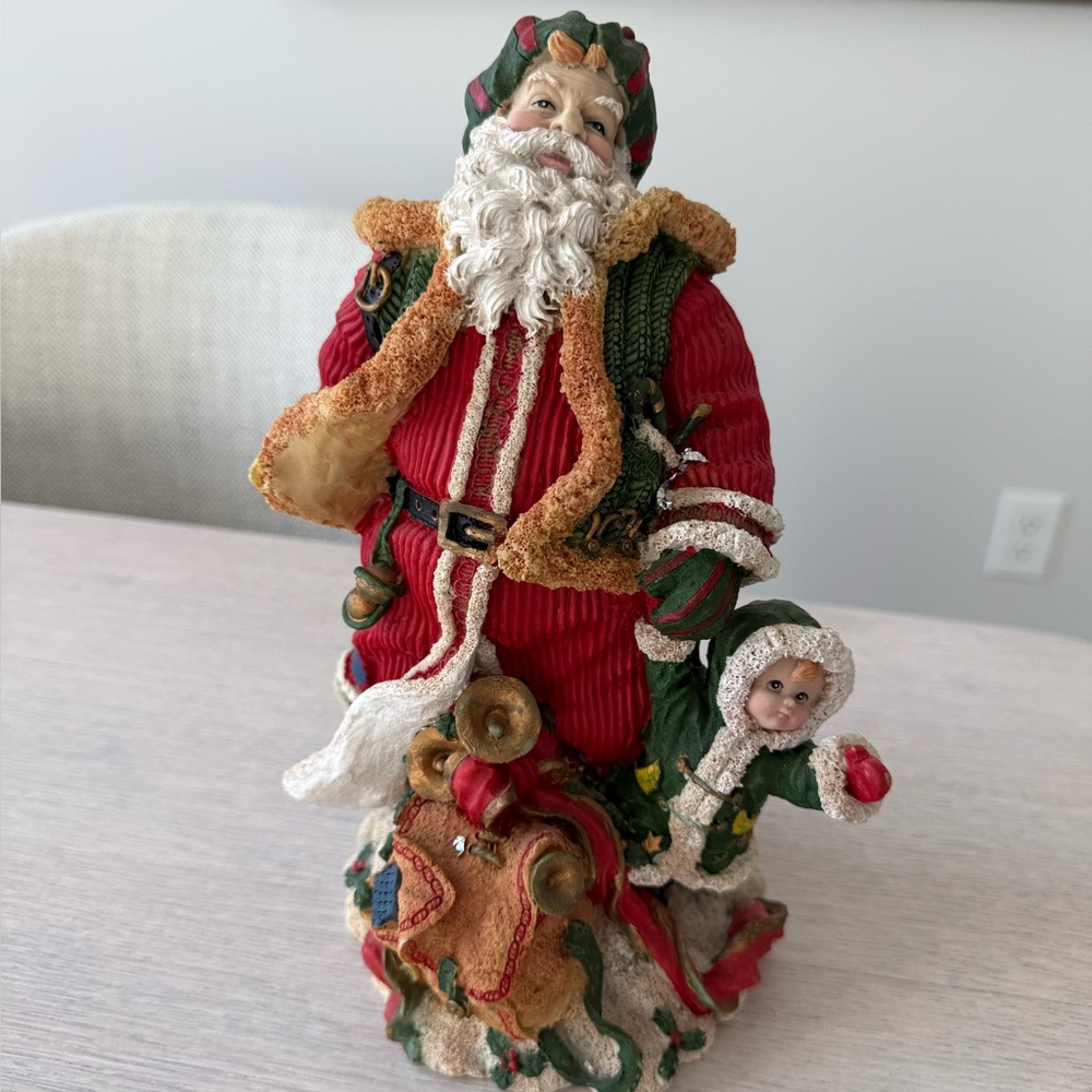 Vintage Festive Santa Claus Figurine with Child - Red and Green
